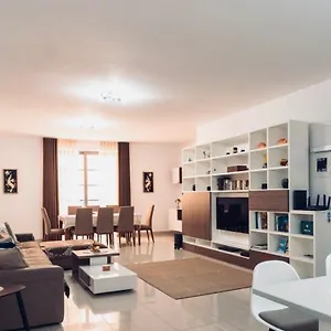 Belmonte Heights - Luxury 3 Bedroom Apartamento Sliema